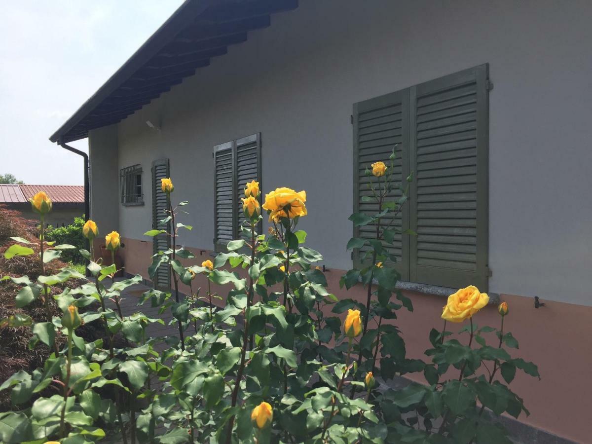 Caroline Home Anzano Del Parco Εξωτερικό φωτογραφία