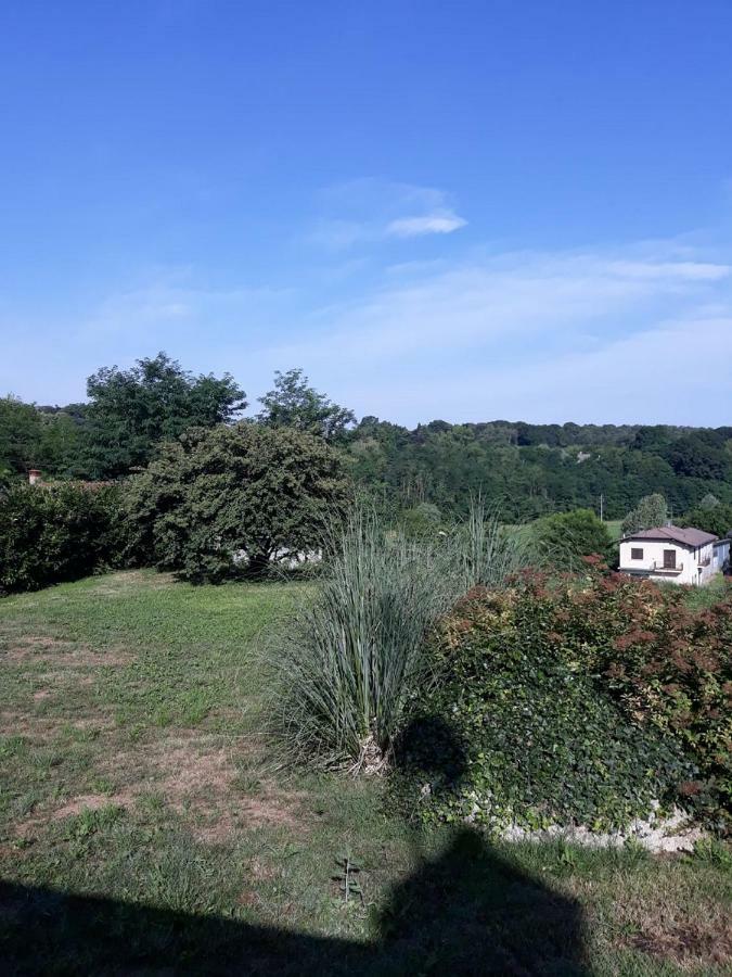 Caroline Home Anzano Del Parco Εξωτερικό φωτογραφία